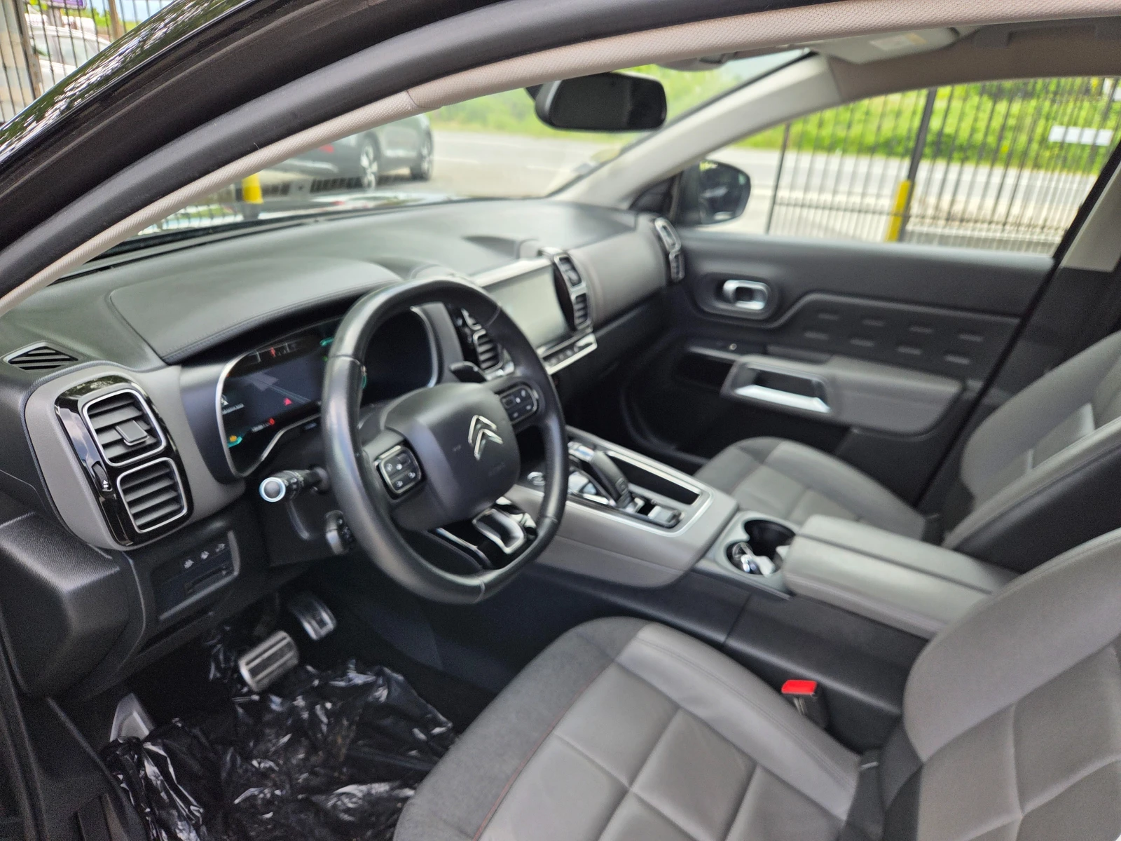 Citroen C5 Aircross 1.5 HDI SHINE* * FULL LED* KAYLESS GO* , снимка 10 - Автомобили и джипове - 54388865