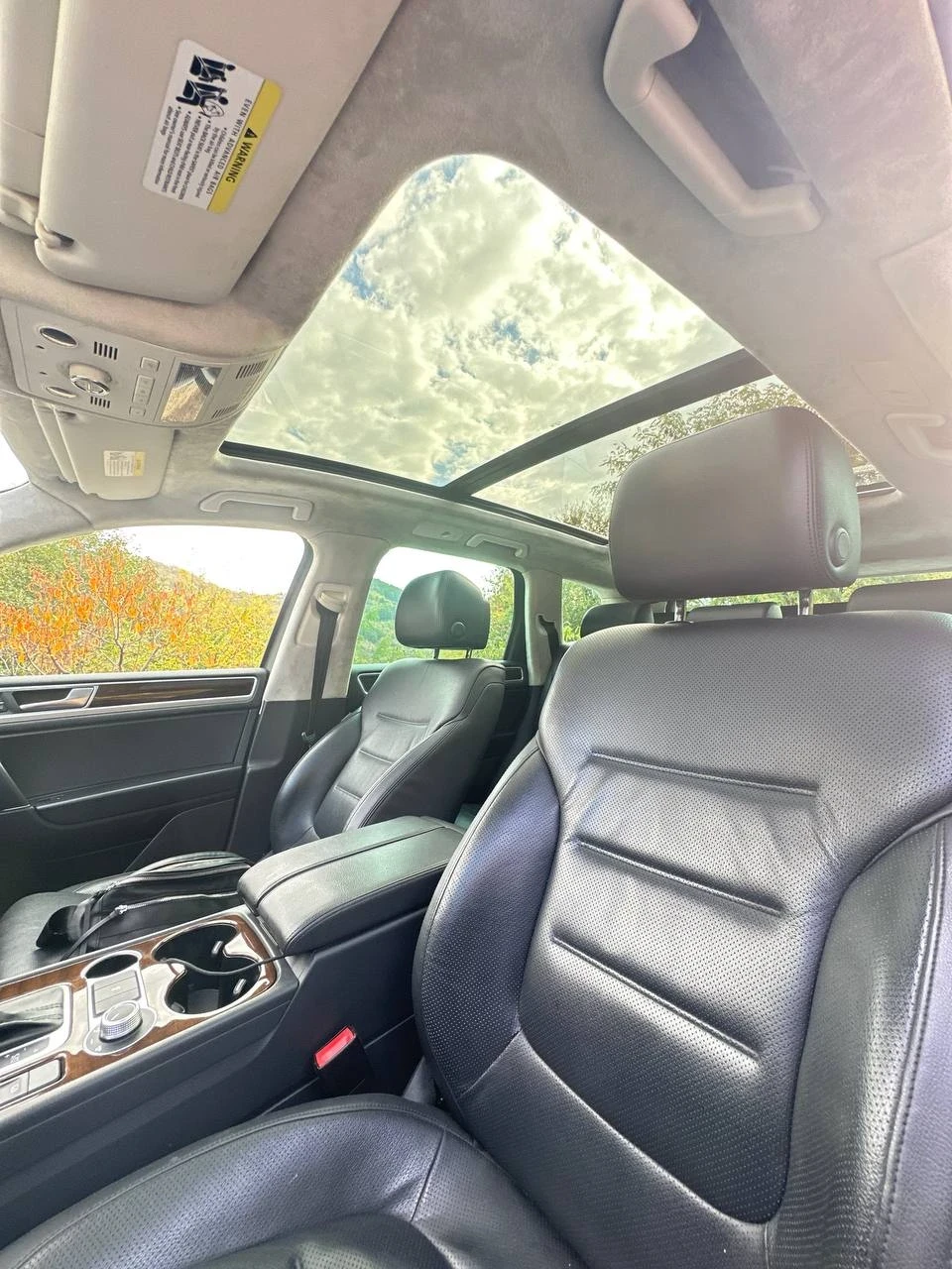 VW Touareg, снимка 5 - Автомобили и джипове - 55299845