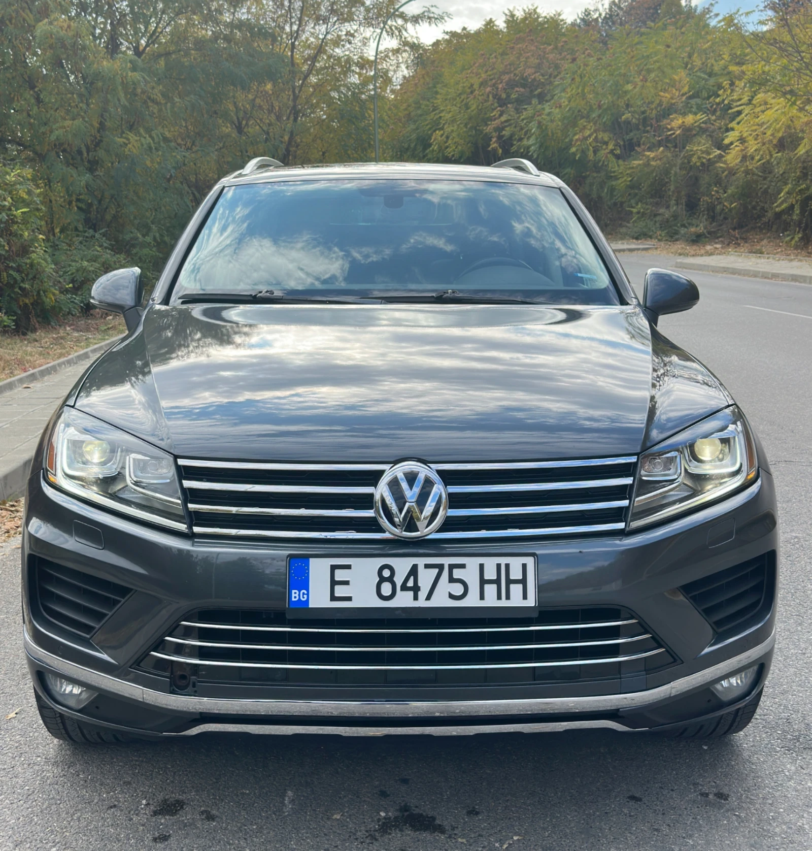 VW Touareg, снимка 4 - Автомобили и джипове - 55299845