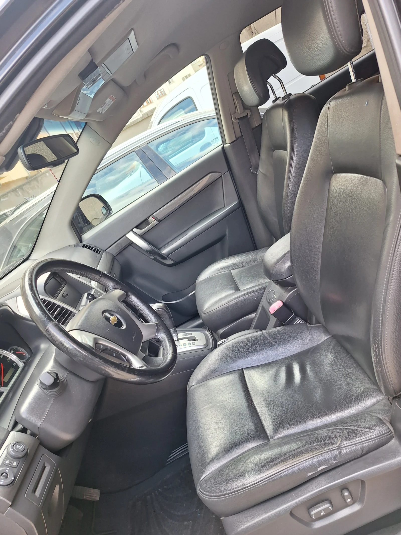 Chevrolet Captiva, снимка 6 - Автомобили и джипове - 56578580