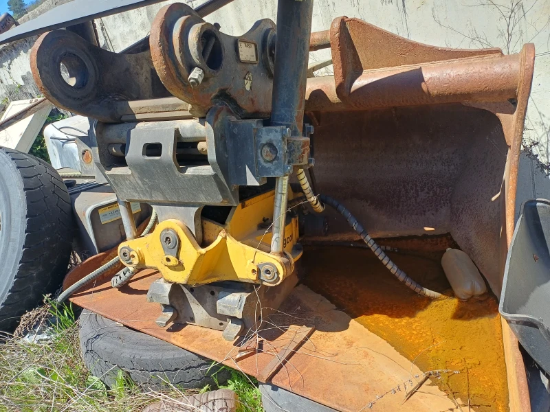 Допълнително оборудване Друг вид Въртяща се Глава Engcon със 2 бързосменника, снимка 7 - Индустриална техника - 50198817