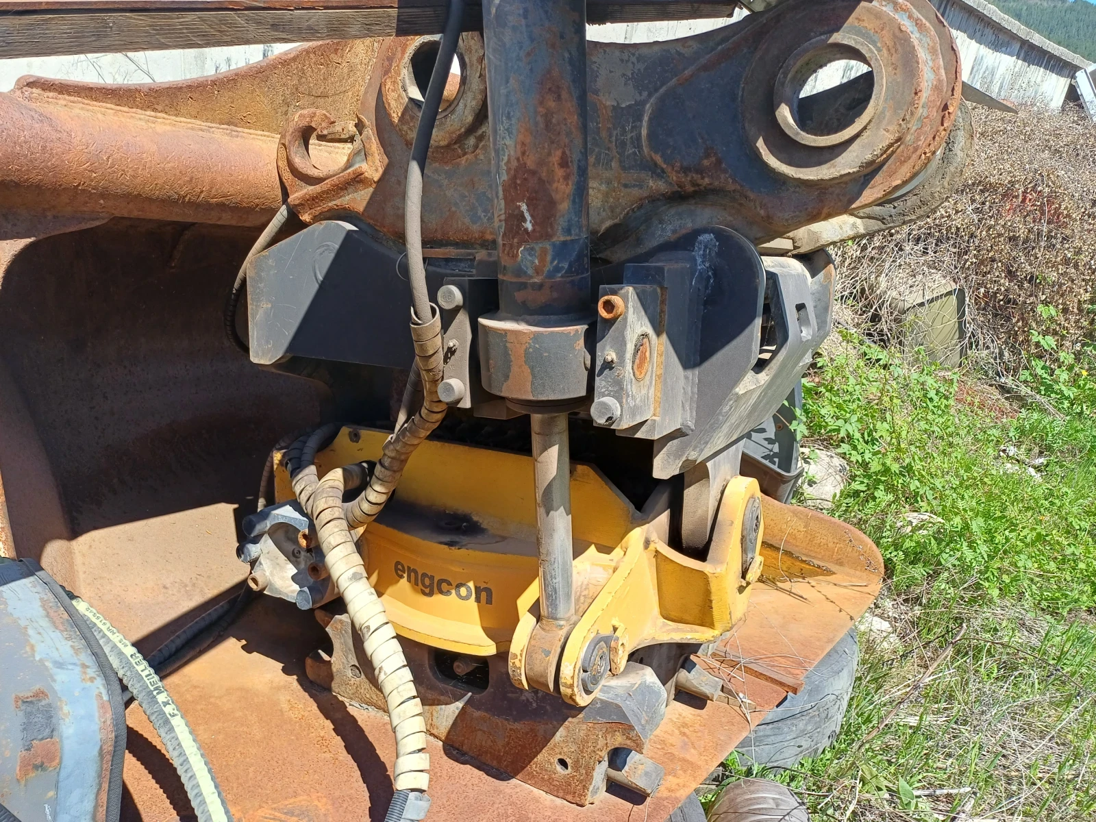 Допълнително оборудване Друг вид Въртяща се Глава Engcon със 2 бързосменника - изображение 3
