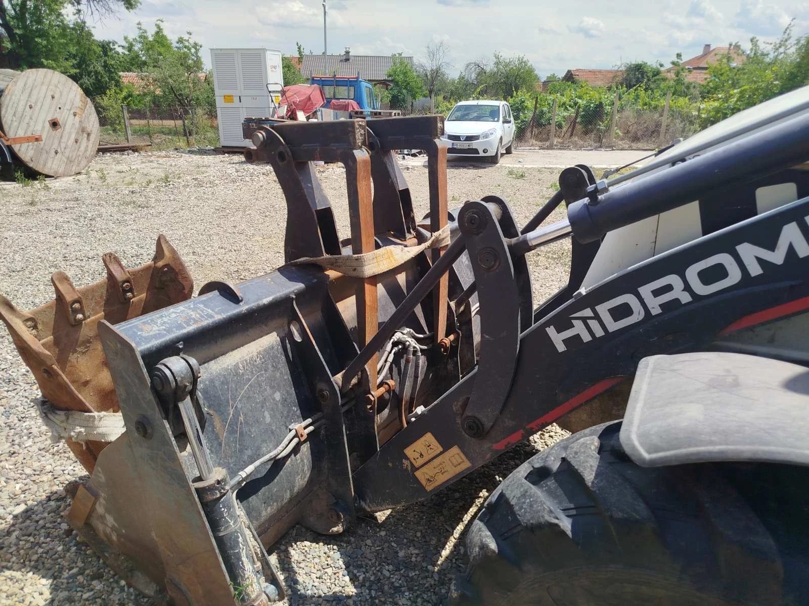 Багер Hidromek 102 S, снимка 2 - Индустриална техника - 54966126