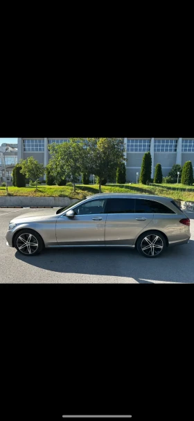 Mercedes-Benz C 220 Exclusive Facelift 9G, снимка 3