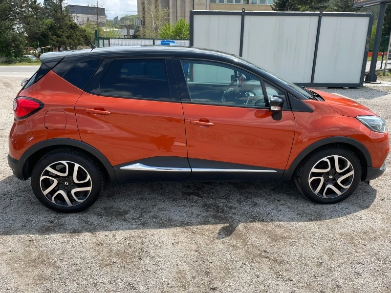 Renault Captur, снимка 8 - Автомобили и джипове - 41084535