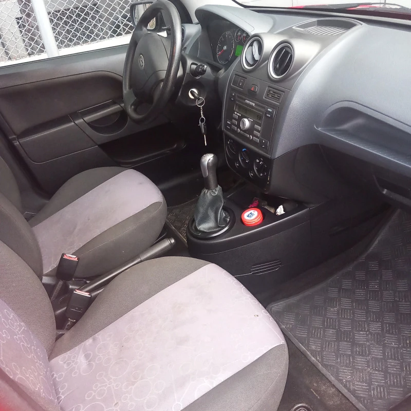 Ford Fiesta, снимка 7 - Автомобили и джипове - 47673172