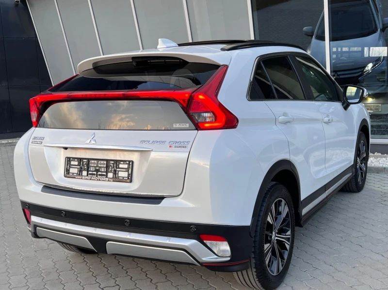 Mitsubishi Eclipse Cross 1.5Т DIAMOND 4x4 Дистроник Панорама Keyless Кам36, снимка 3 - Автомобили и джипове - 47709593