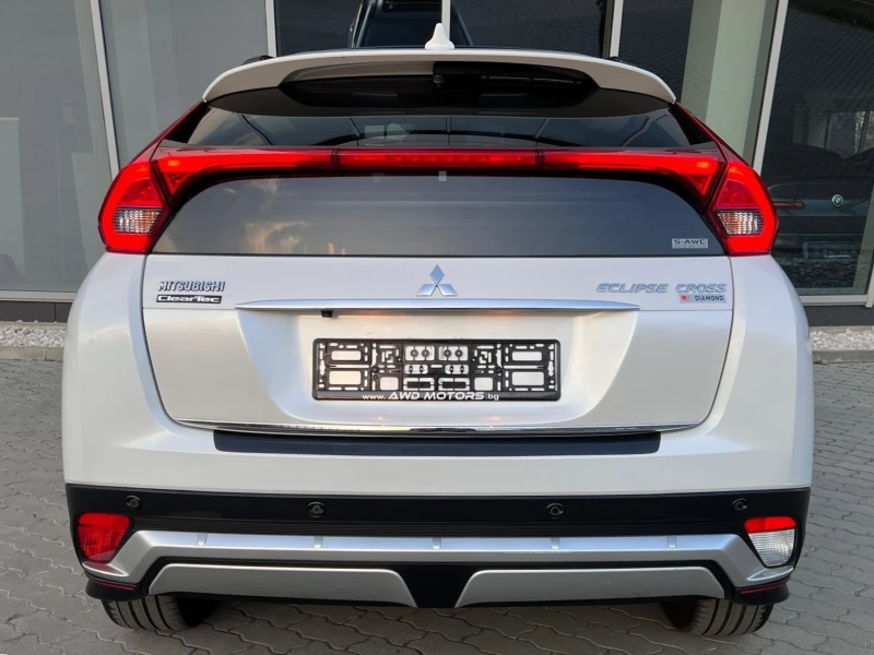 Mitsubishi Eclipse Cross 1.5Т DIAMOND 4x4 Дистроник Панорама Keyless Кам36, снимка 4 - Автомобили и джипове - 47709593