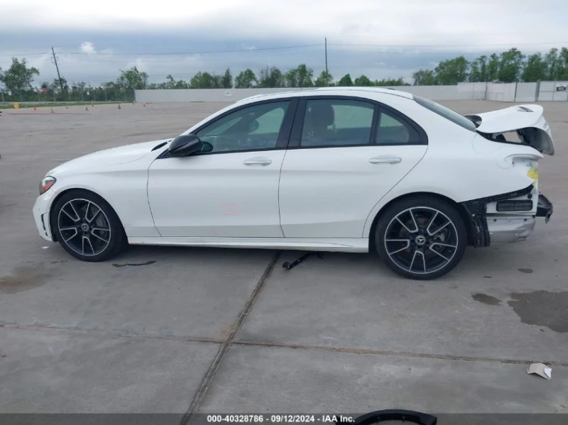 Mercedes-Benz C 300 2.0L I-4 DI, DOHC, VVT, TURBO, 255HP Rear Wheel Dr, снимка 6 - Автомобили и джипове - 48116795