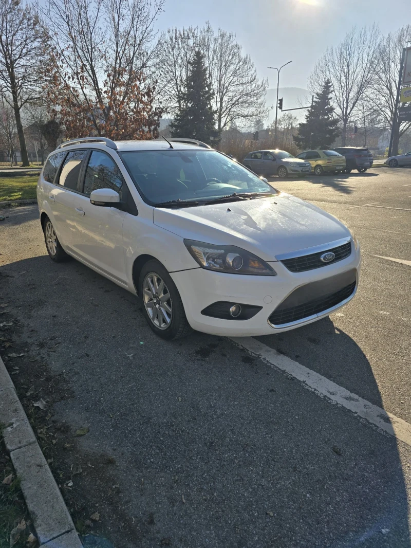 Ford Focus 2.0i LPG, снимка 8 - Автомобили и джипове - 48427011