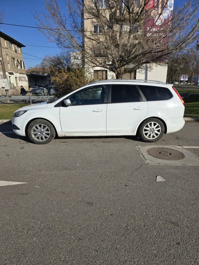 Ford Focus 2.0i LPG, снимка 3 - Автомобили и джипове - 48427011