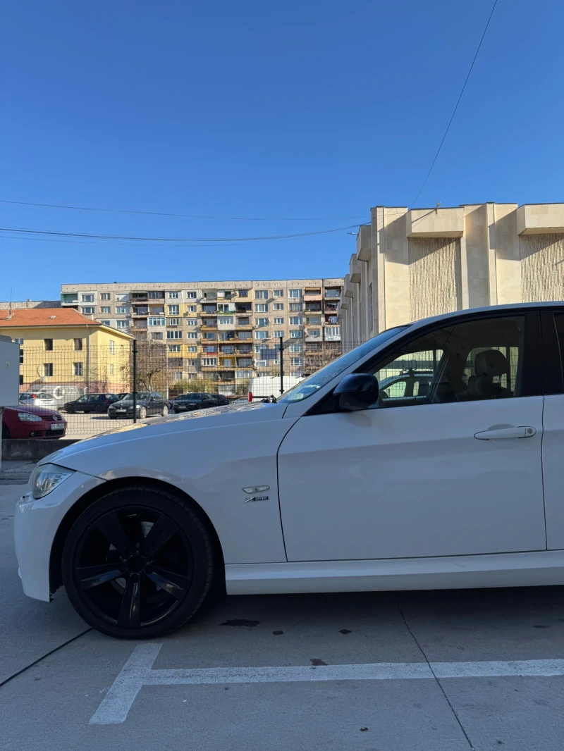 BMW 320, снимка 3 - Автомобили и джипове - 48771593