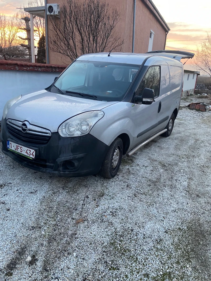 Opel Combo 1.3cdi, снимка 12 - Автомобили и джипове - 49505271