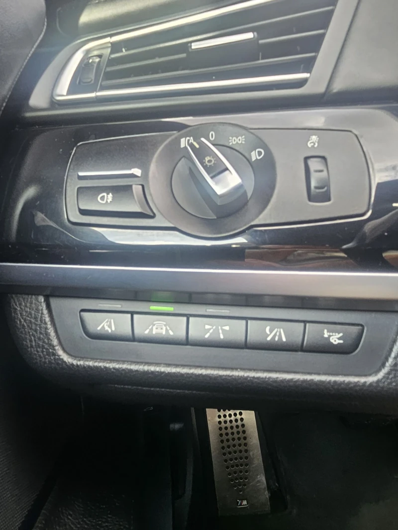 BMW 750 Xdrive, снимка 13 - Автомобили и джипове - 52388841