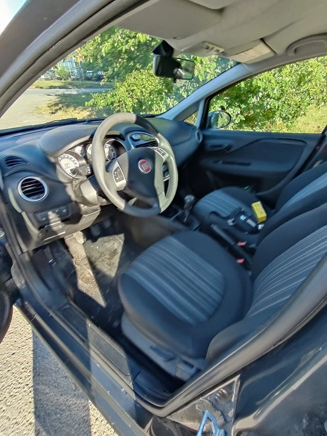 Fiat Punto 1.2 i, снимка 8 - Автомобили и джипове - 55903493