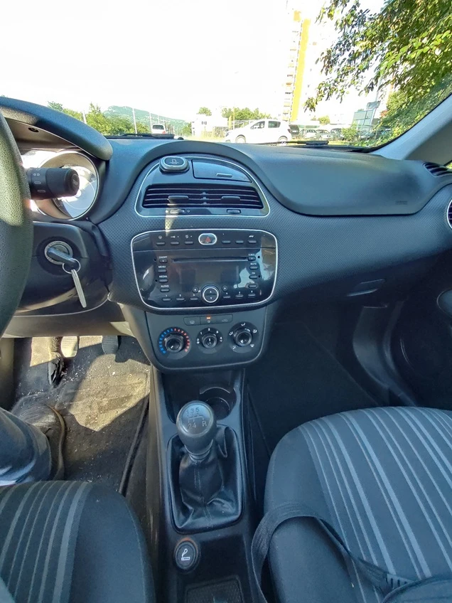Fiat Punto 1.2 i, снимка 10 - Автомобили и джипове - 55903493
