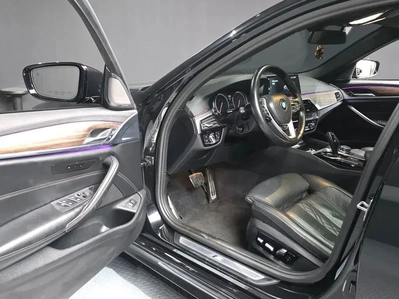 BMW 520, снимка 10 - Автомобили и джипове - 56690228