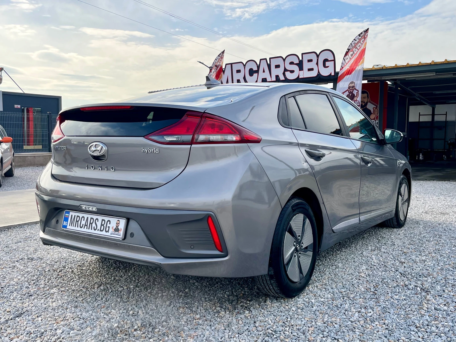 Hyundai Ioniq 1.6 Hybrid - изображение 6