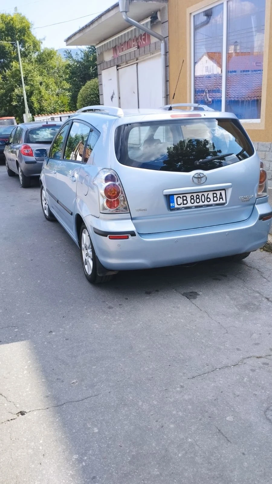 Toyota Corolla verso  - изображение 2