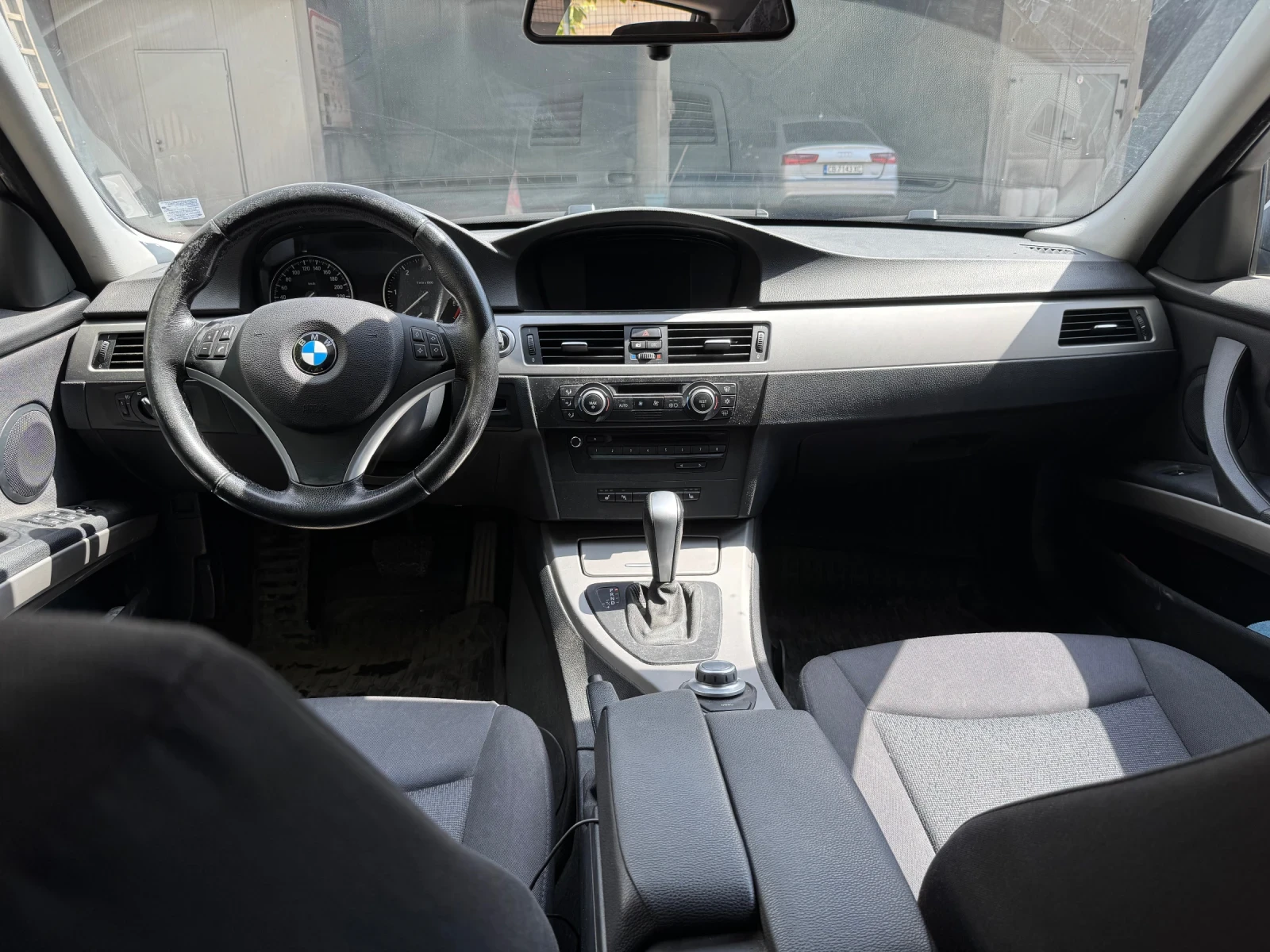 BMW 320  - изображение 5