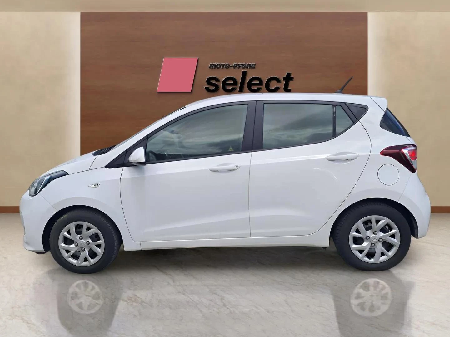 Hyundai I10 1.0i - изображение 8