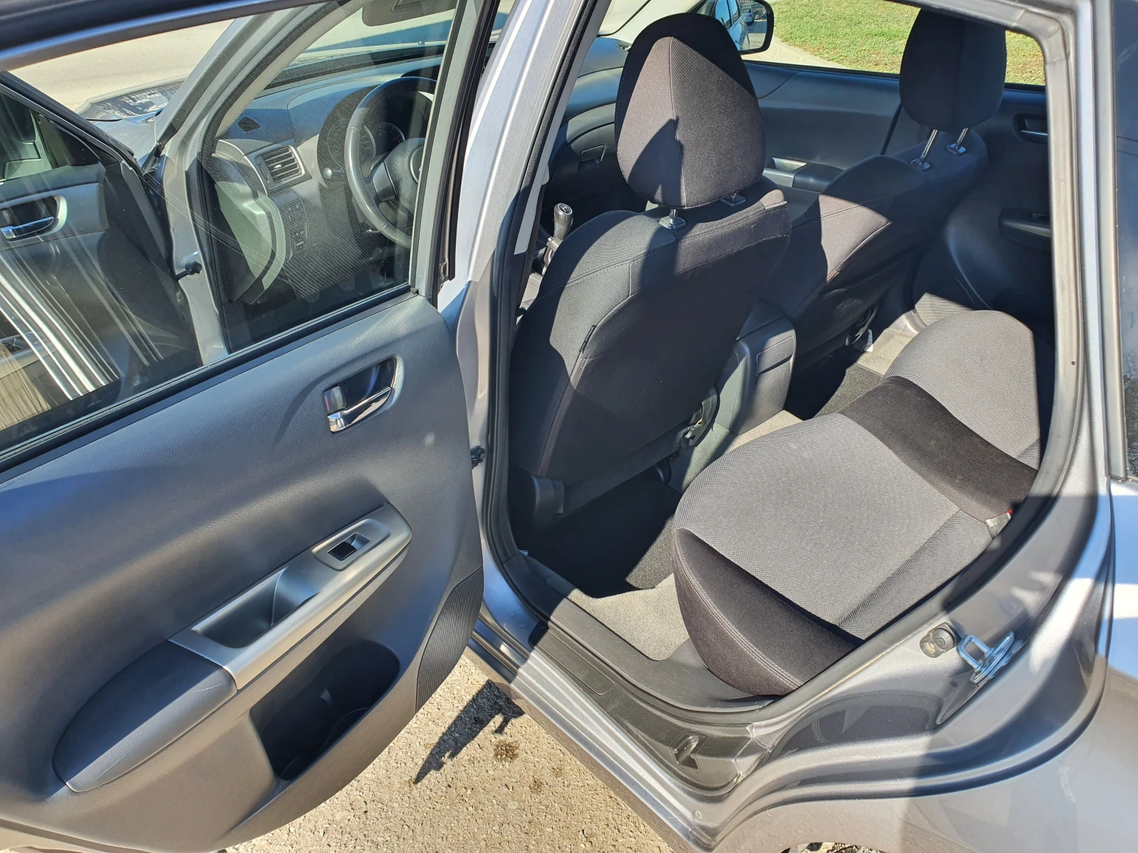Subaru Impreza 2.0 AWD H/L Euro4 Сервизна история! - изображение 10