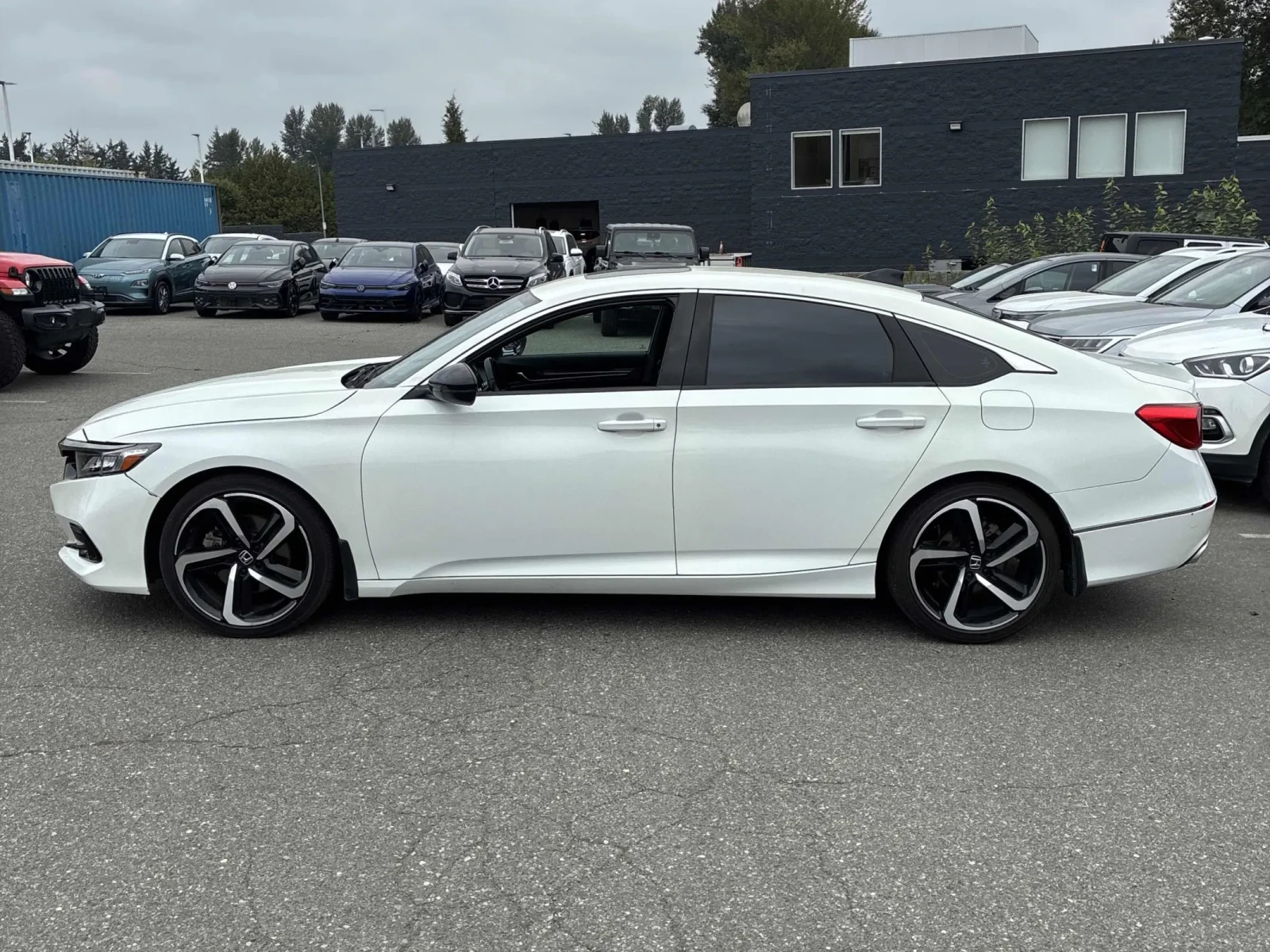 Honda Accord * Sport 2.0* * АВТОКРЕДИТ* * ЦЕНА ДО БЪЛГАРИЯ*  - изображение 2