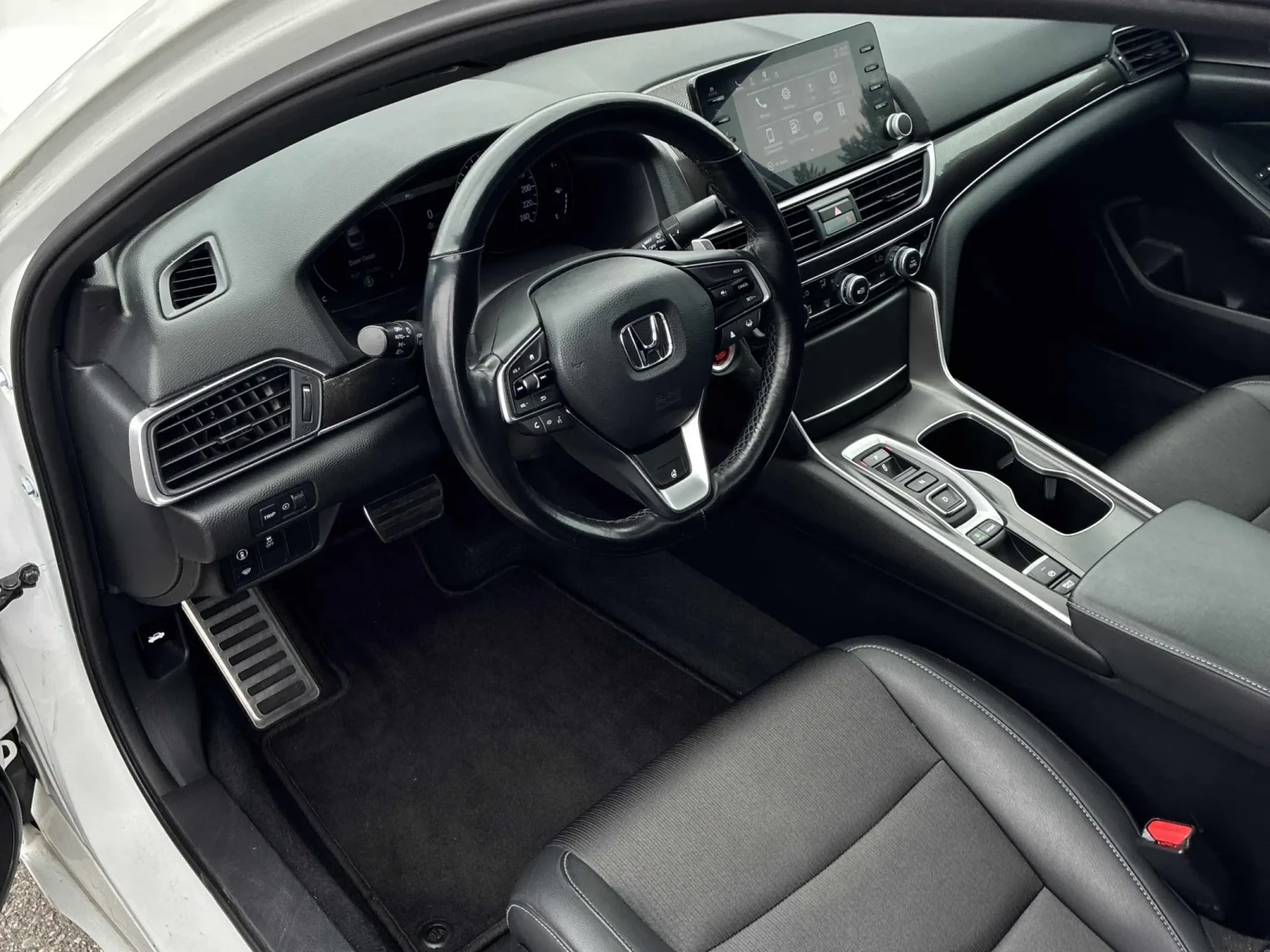 Honda Accord * Sport 2.0* * АВТОКРЕДИТ* * ЦЕНА ДО БЪЛГАРИЯ*  - изображение 7