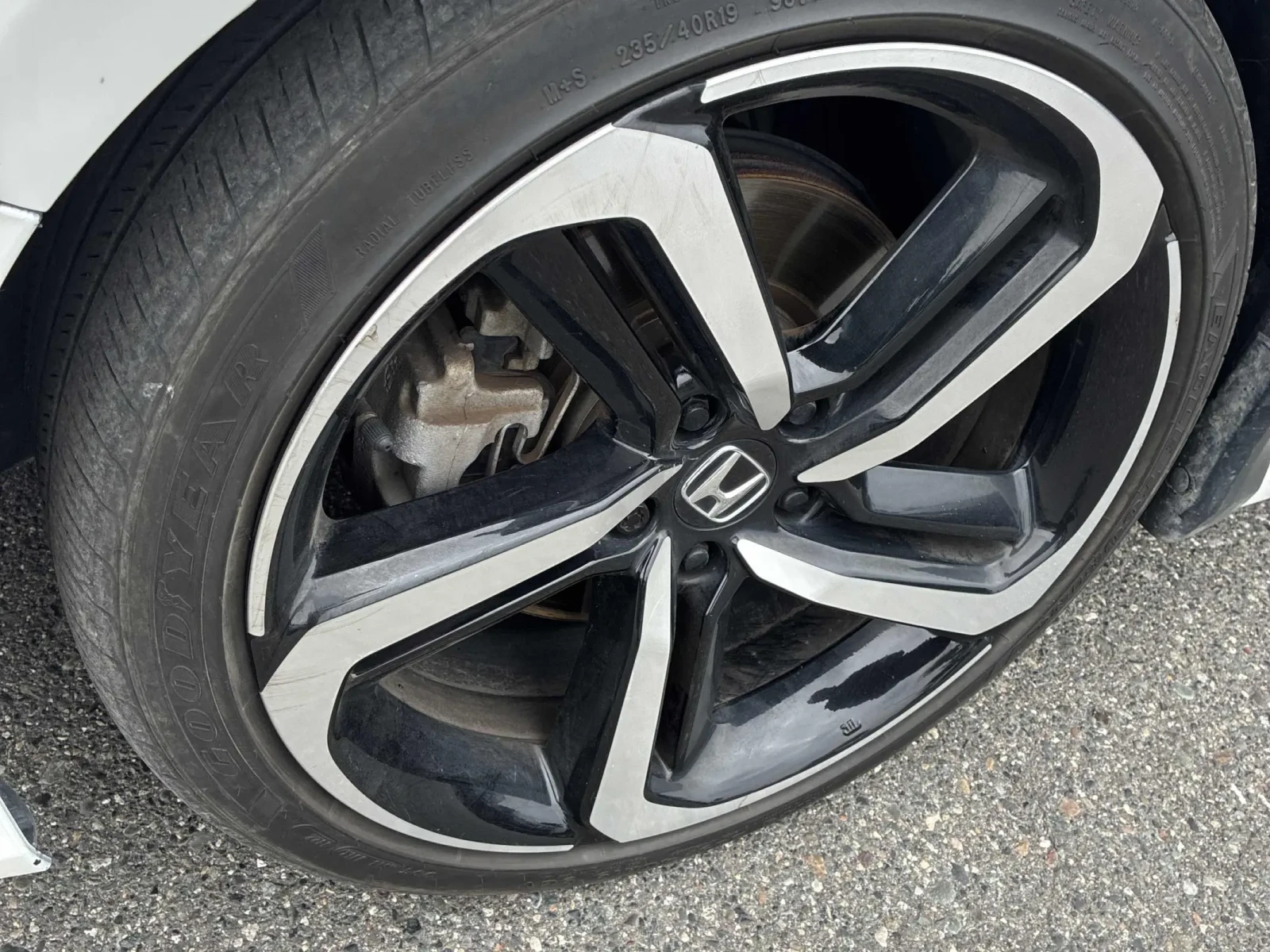 Honda Accord * Sport 2.0* * АВТОКРЕДИТ* * ЦЕНА ДО БЪЛГАРИЯ*  - изображение 6