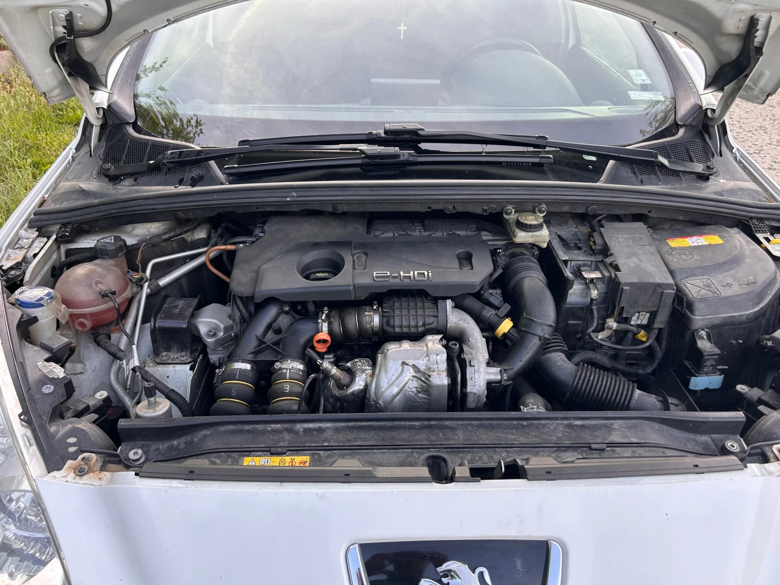 Peugeot 308 1.6 eHDI - изображение 4