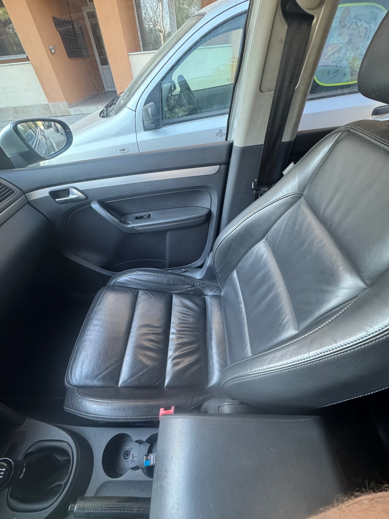 VW Touran  - изображение 7