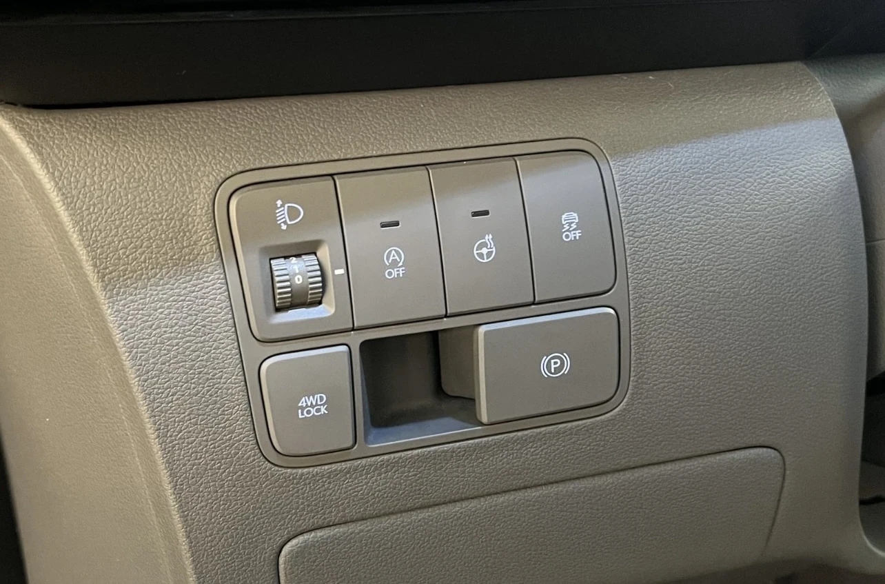 Hyundai Staria Signature* AWD* 2.2D/177H.P.*   08.2028 | Mobile.bg   12