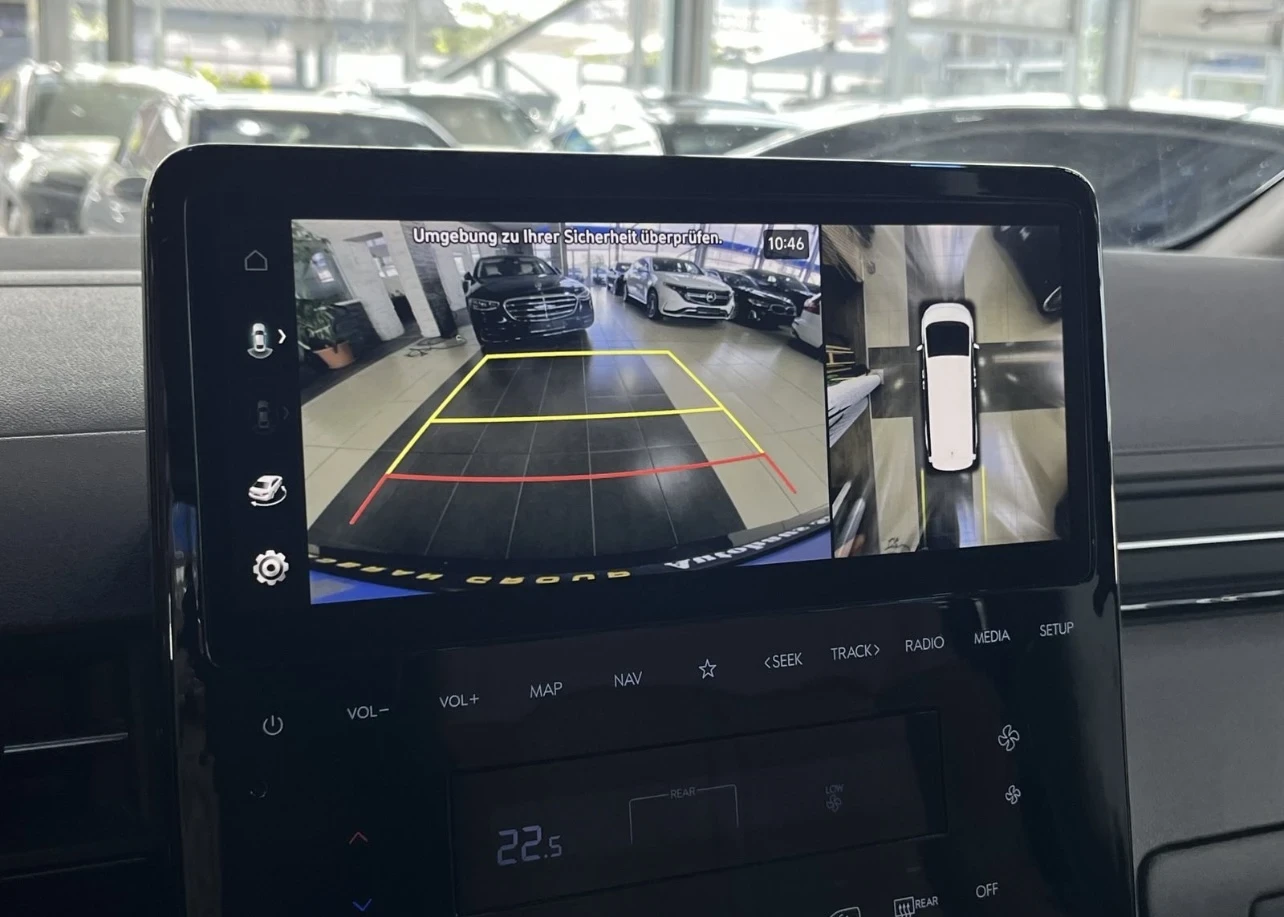 Hyundai Staria Signature* AWD* 2.2D/177H.P.*   08.2028 | Mobile.bg   13