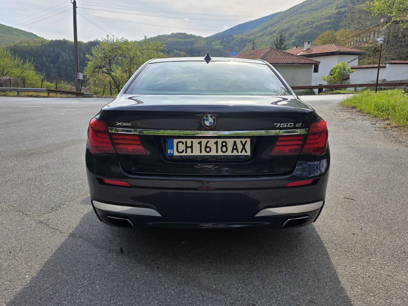BMW 750 Xdrive, снимка 8 - Автомобили и джипове - 52948437