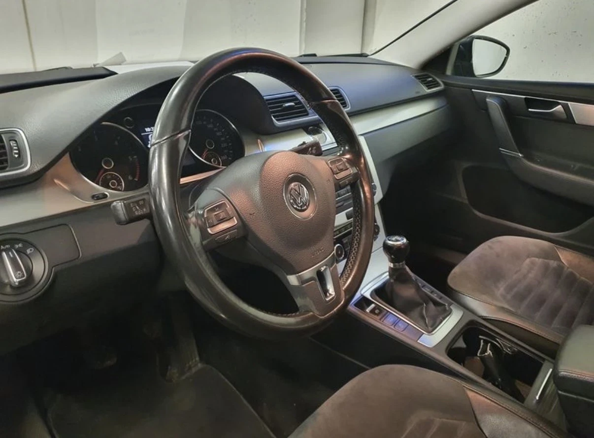 VW Passat 2.0TDI HIGH LINE   | Mobile.bg   7
