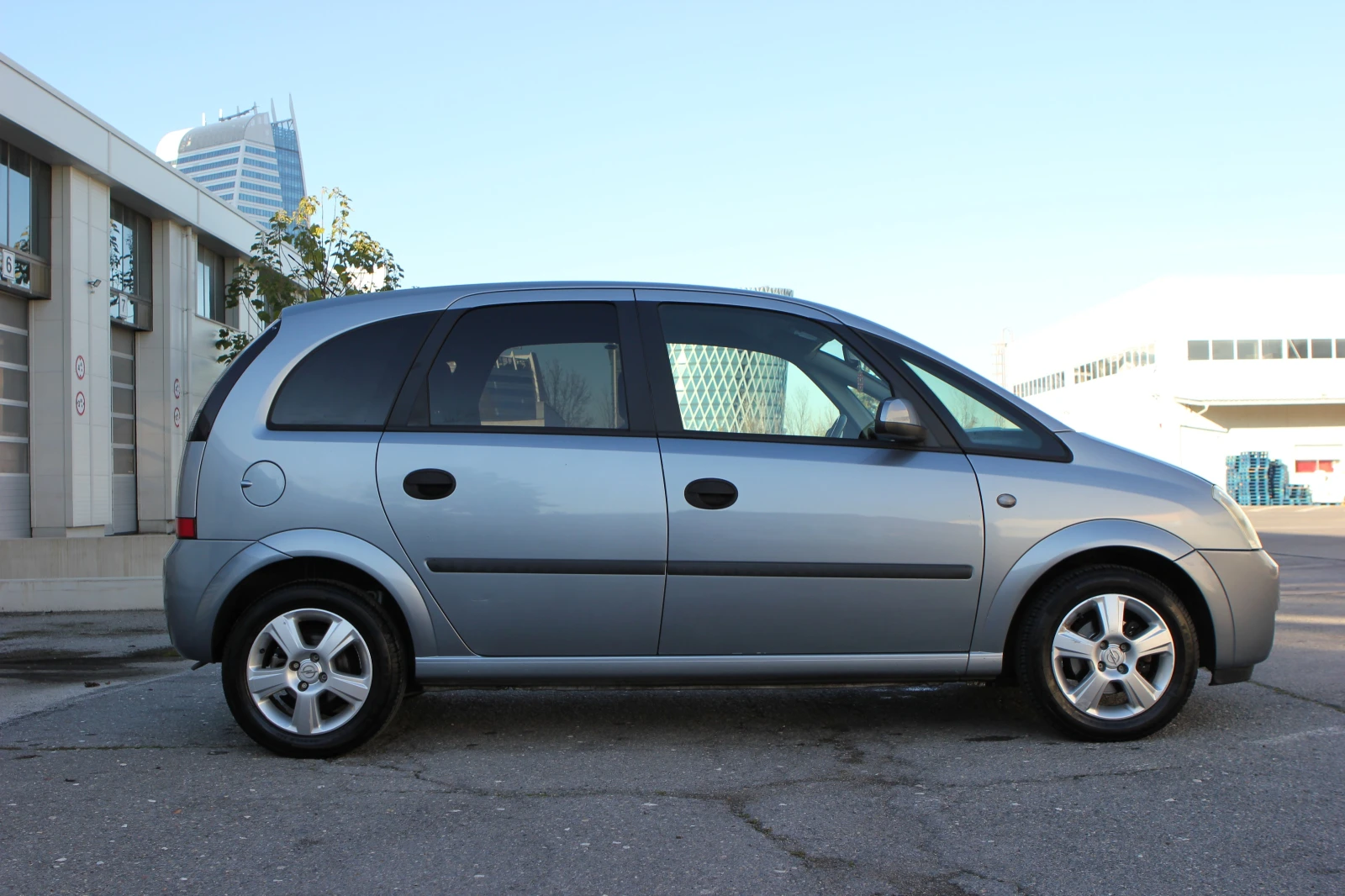 Opel Meriva  1.4  | Mobile.bg   3