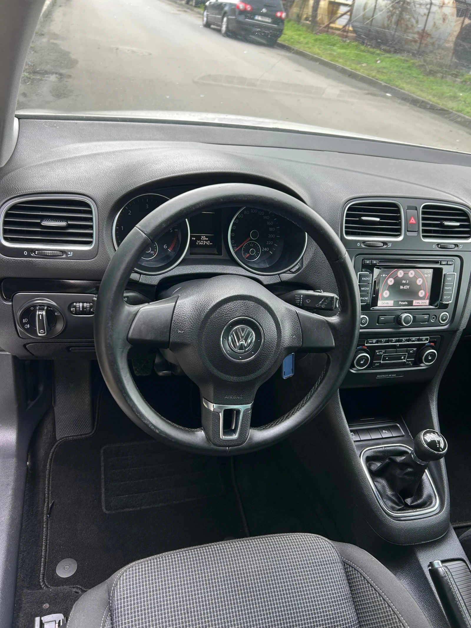 VW Golf 1.6 | Mobile.bg � ����������� 8