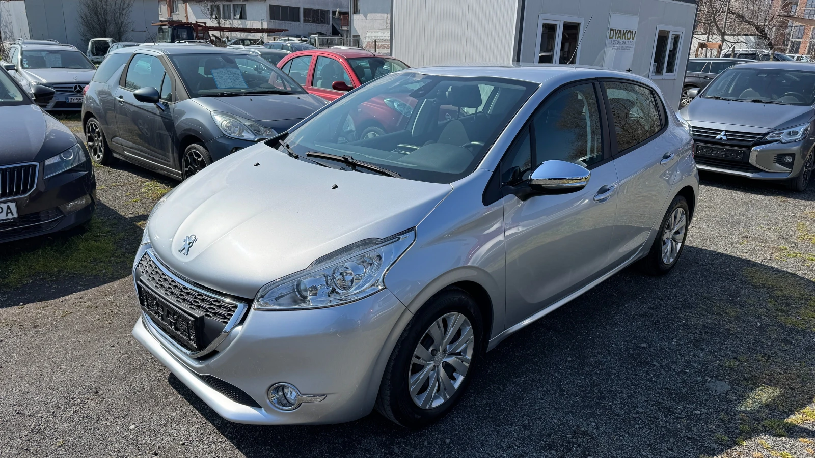 Peugeot 208 Внос ШВЕЙЦАРИЯ! PDC, Автопилот, LED