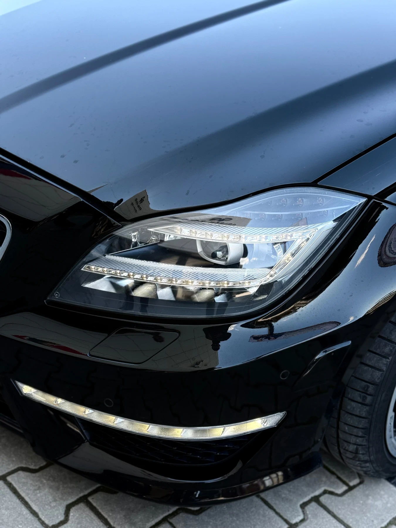 Mercedes-Benz CLS 63 AMG Performance package/LSD/Carbon/557hp, снимка 17 - Автомобили и джипове - 54100775