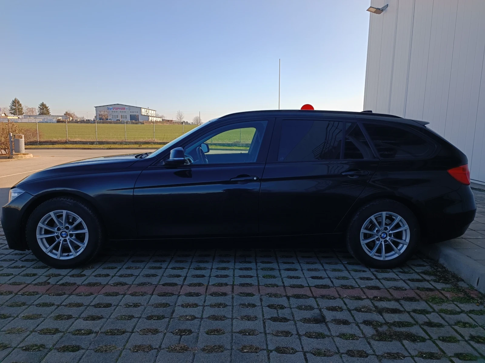 BMW 320, снимка 5 - Автомобили и джипове - 54209062