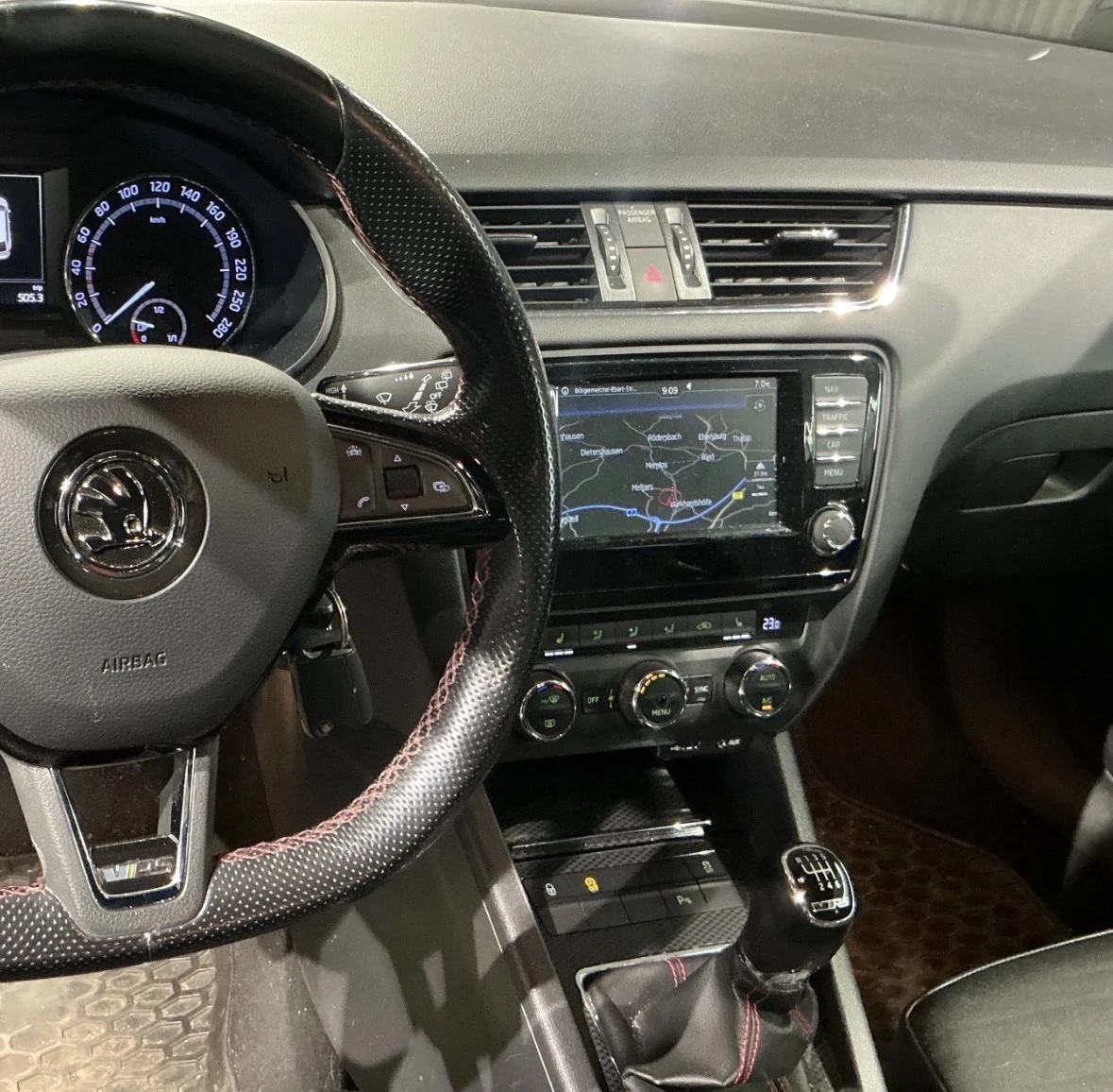 Skoda Octavia 2, 0 TDI* VRS* 185 kc* TOP* EURO 6, снимка 12 - Автомобили и джипове - 54216132