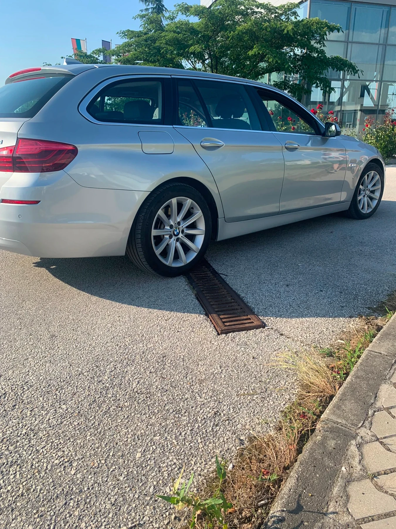 BMW 520 184 к.с., снимка 11 - Автомобили и джипове - 54809011