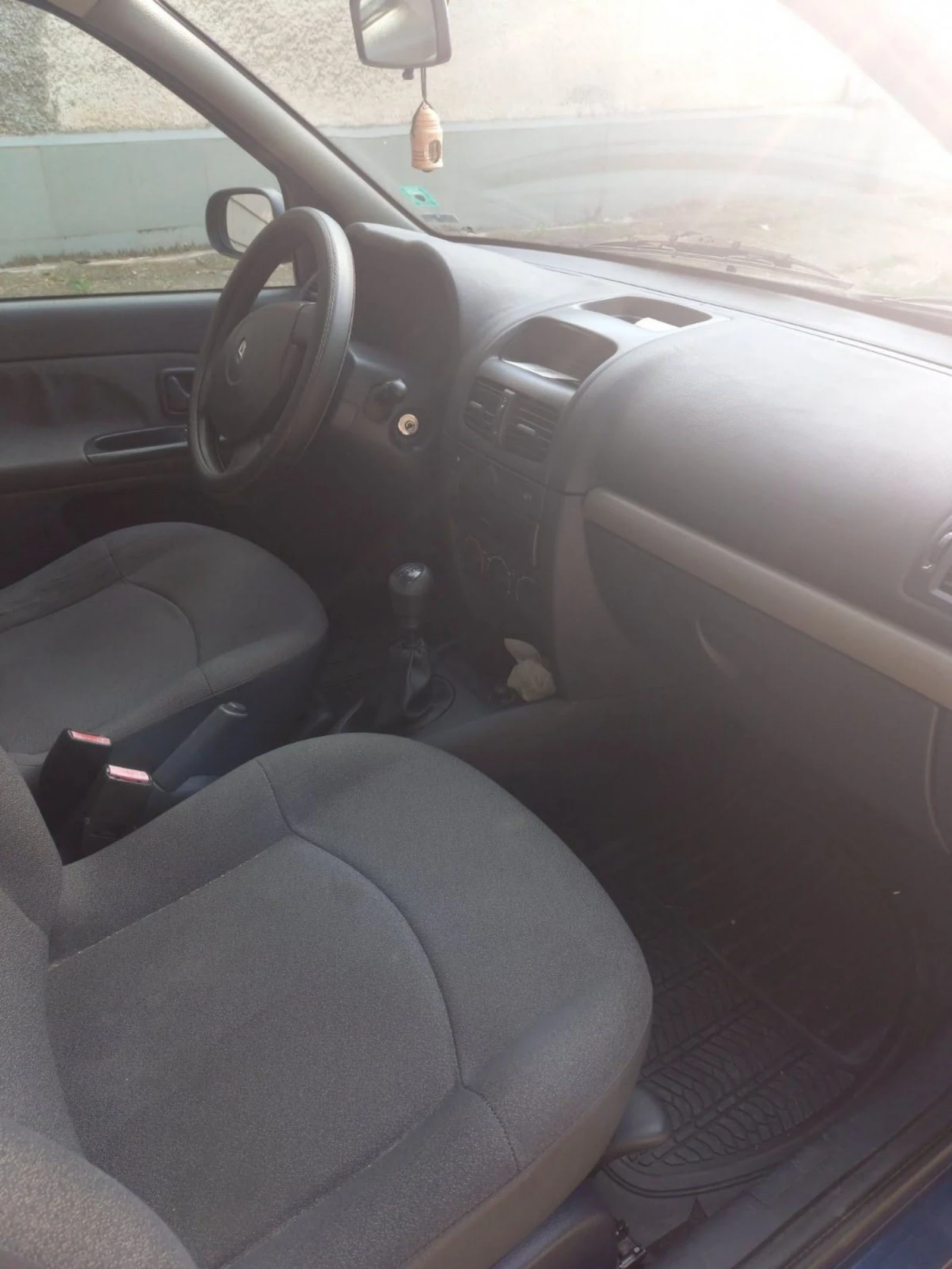 Renault Clio ���� ����  | Mobile.bg � ����������� 4