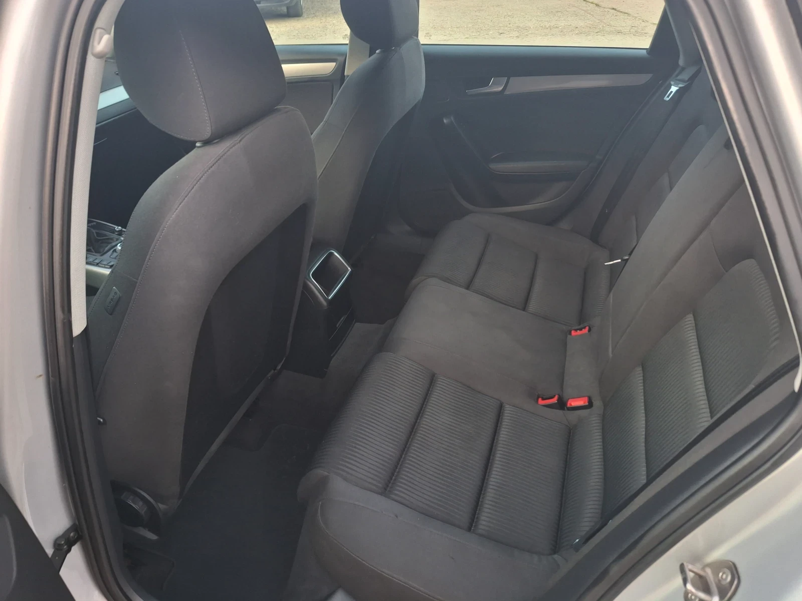 Audi A4, снимка 8 - Автомобили и джипове - 55148905