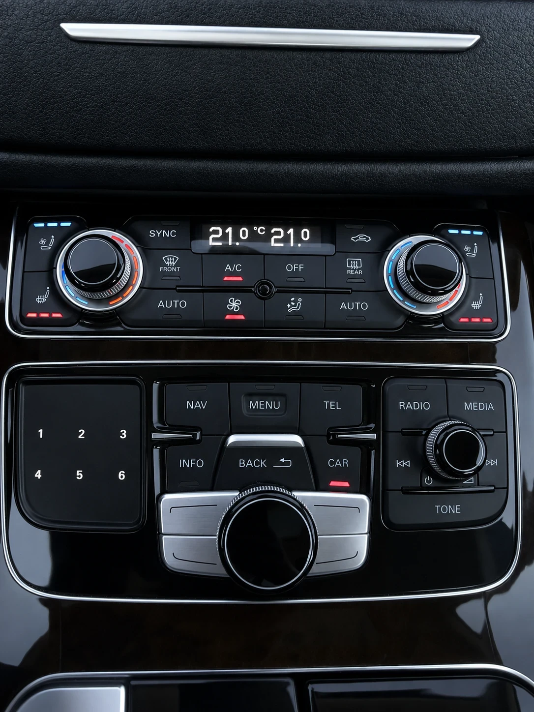 Audi A8  MATRIX CARFAX ОБСЛУЖЕН , снимка 11 - Автомобили и джипове - 55160826