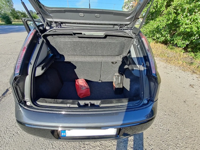 Fiat Punto 1.2 i, снимка 11 - Автомобили и джипове - 55903493