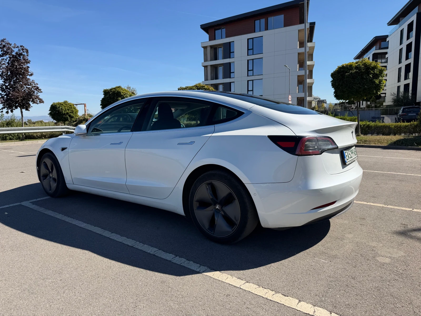 Tesla Model 3 Long Range/Dual Motor, снимка 5 - Автомобили и джипове - 56340681