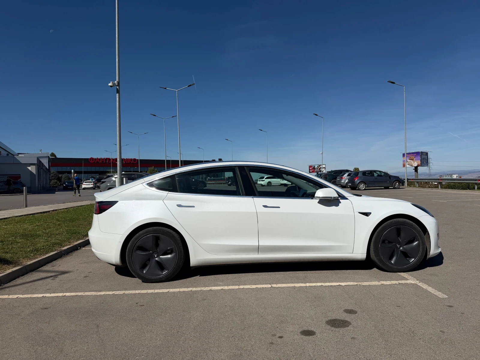 Tesla Model 3 Long Range/Dual Motor, снимка 2 - Автомобили и джипове - 56340681