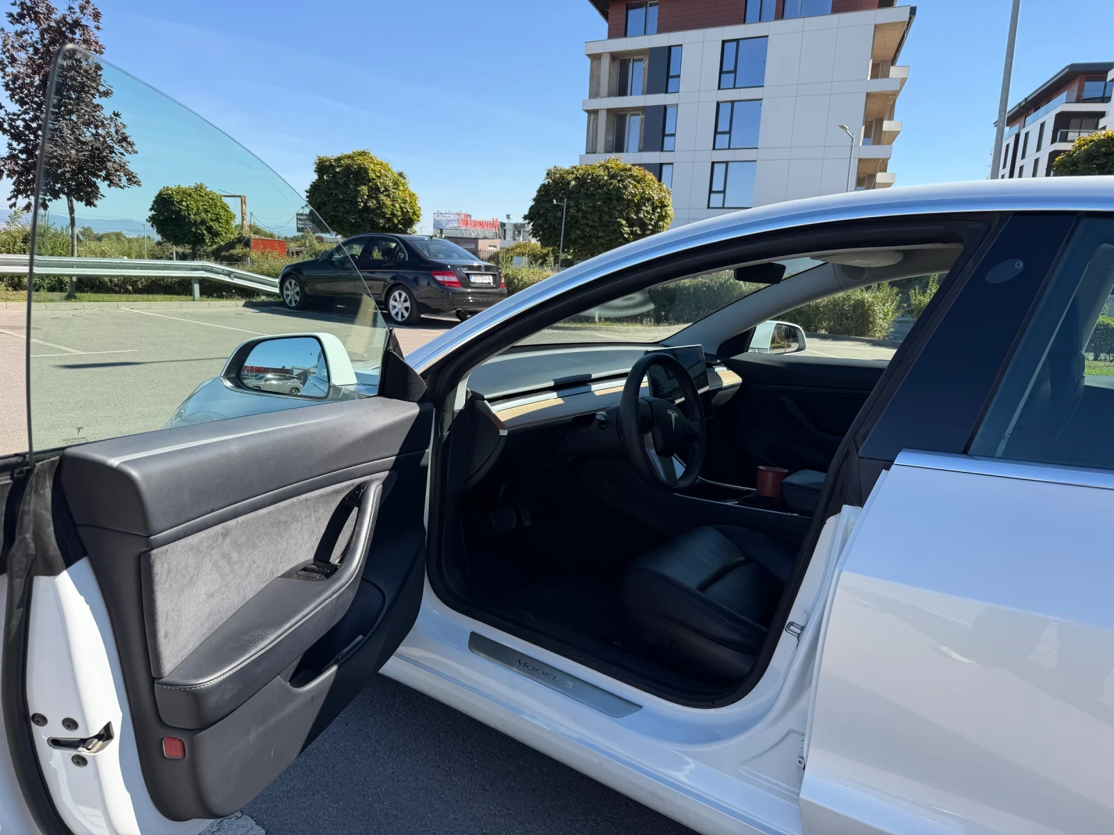 Tesla Model 3 Long Range/Dual Motor, снимка 8 - Автомобили и джипове - 56340681