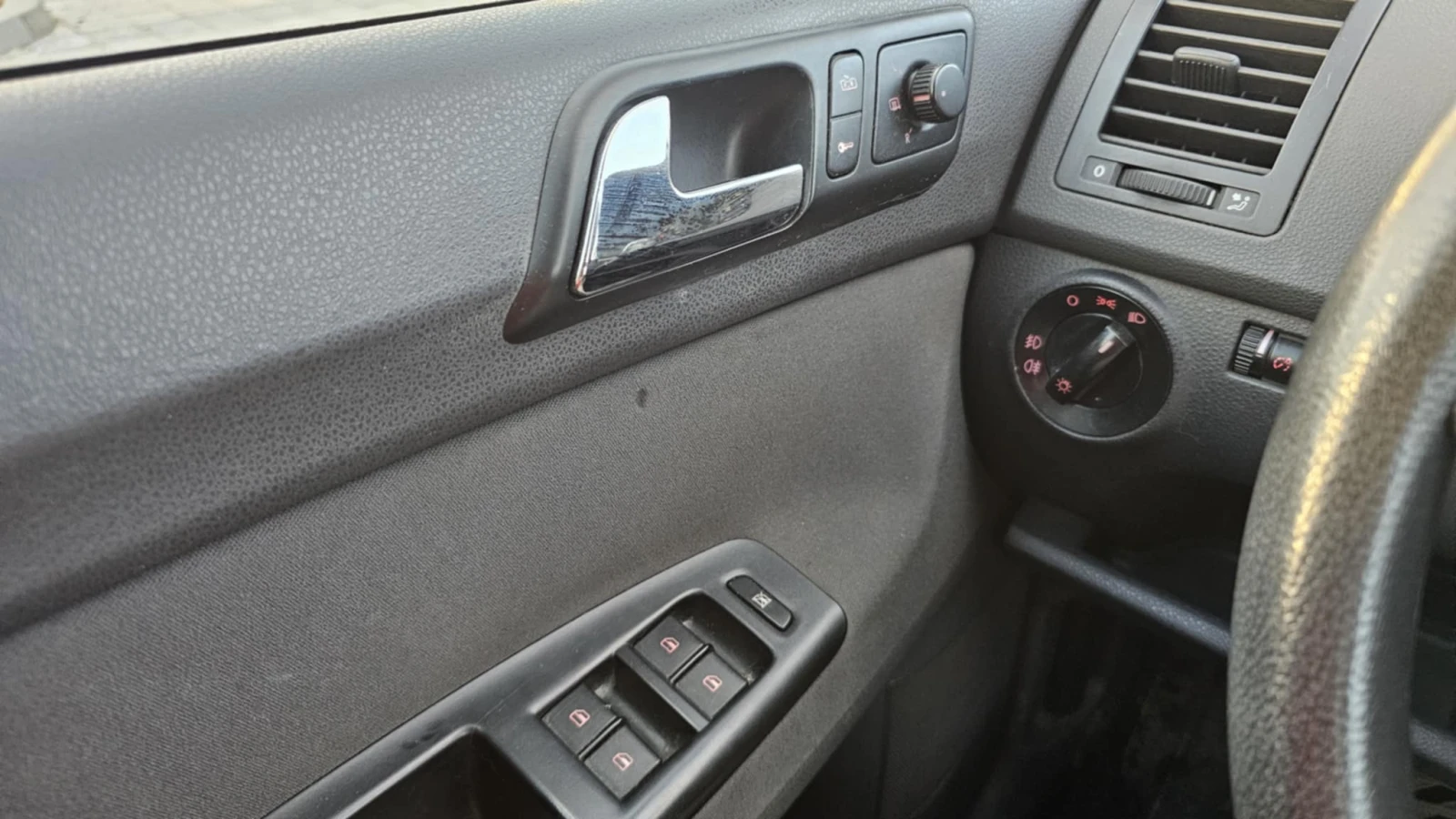 VW Polo, снимка 10 - Автомобили и джипове - 56505875